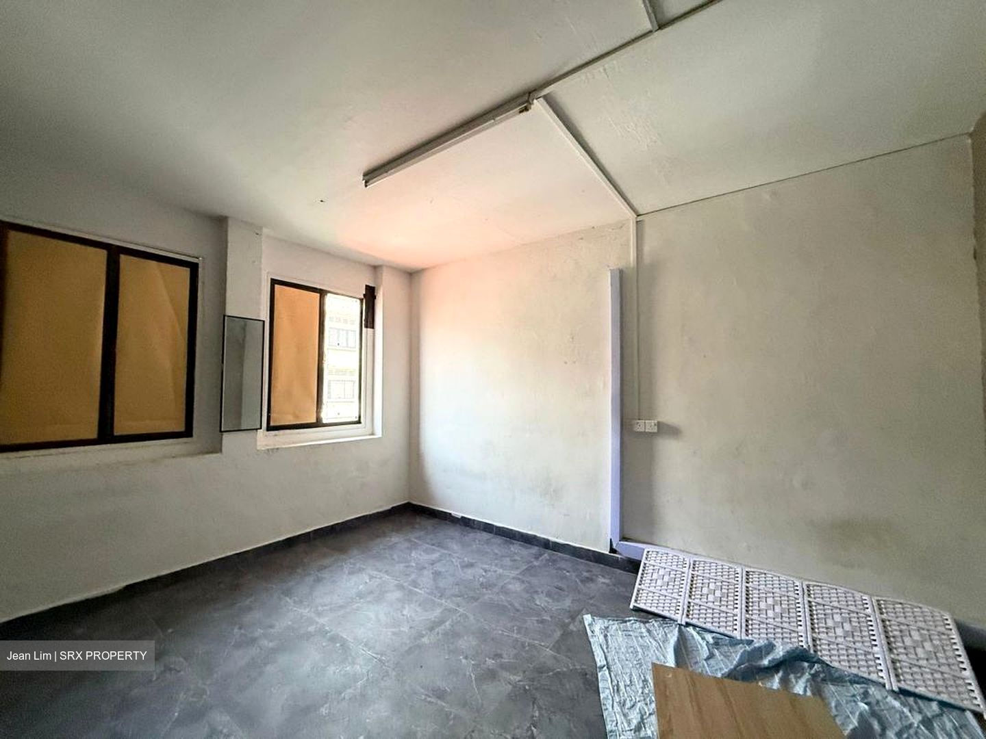 Sims Avenue (D14), Shop House #471906261